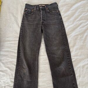 Levi’s Ribcage Straight Leg Jeans